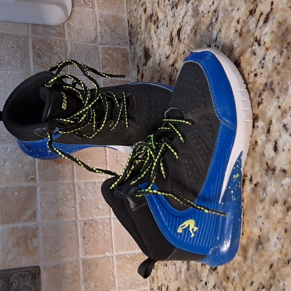 SHAQ basketball shoes